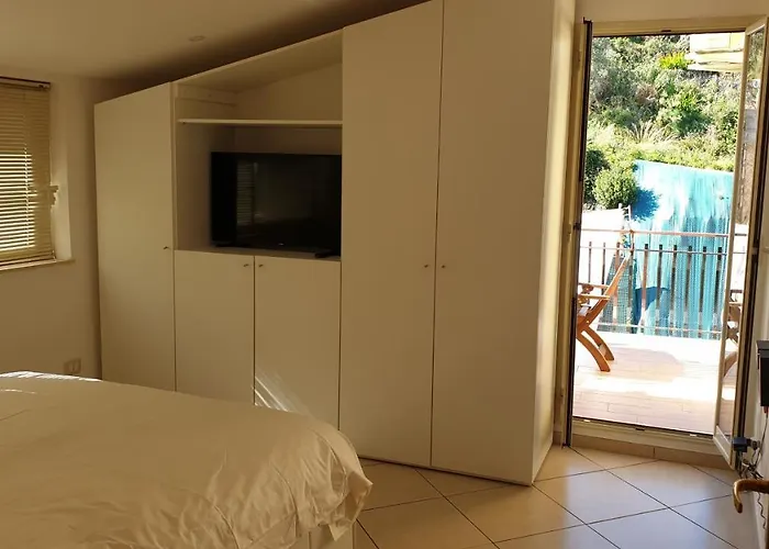 Bed and Breakfast Iriss 3*