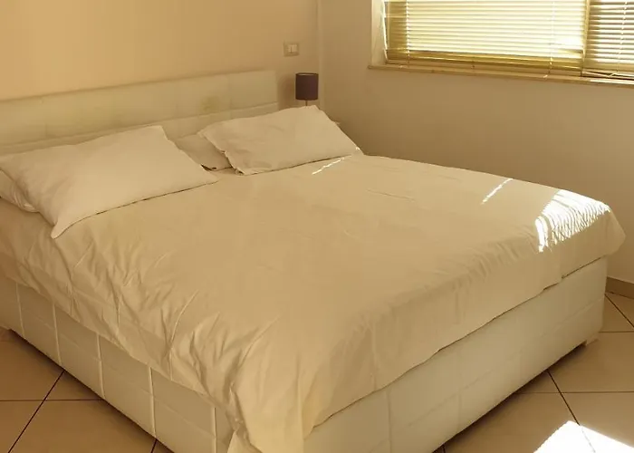 Iriss Bed and Breakfast