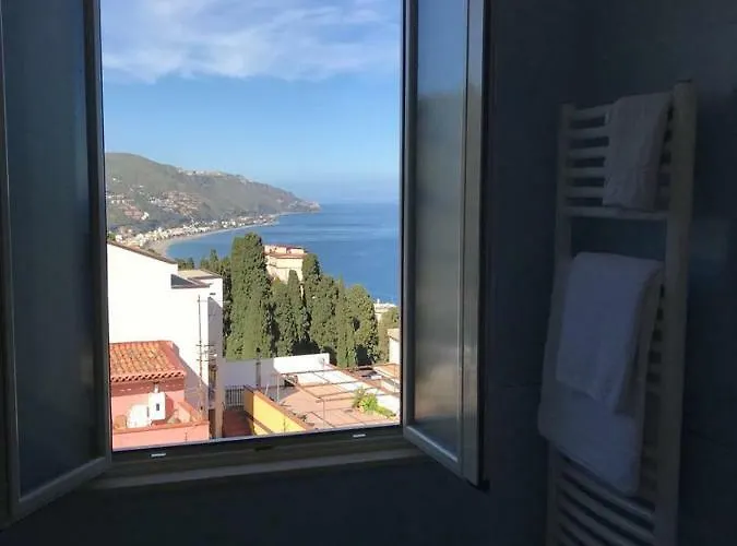 Iriss Ταορμίνα