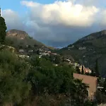 Iriss Bed and Breakfast Ταορμίνα