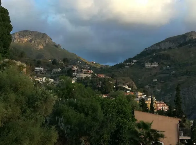 Iriss Bed & Breakfast Taormina